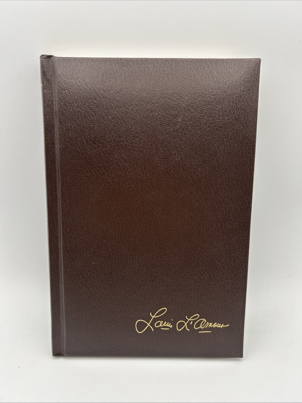 Kilkenny Louis L'Amour Leatherette Bantam Book Copywrite 1983 Like New